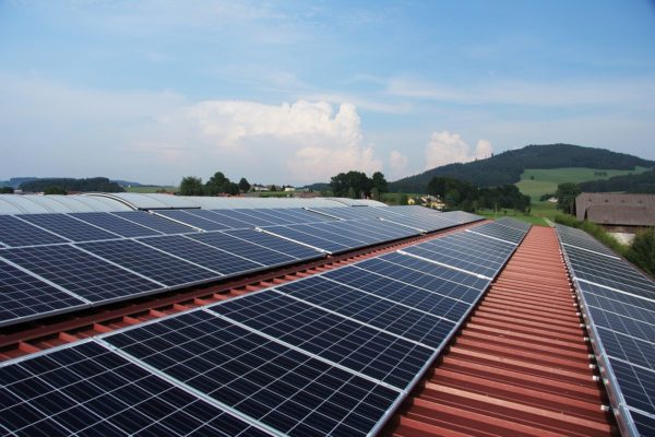 Zisky ze solární velmoci poputují i českým investorům