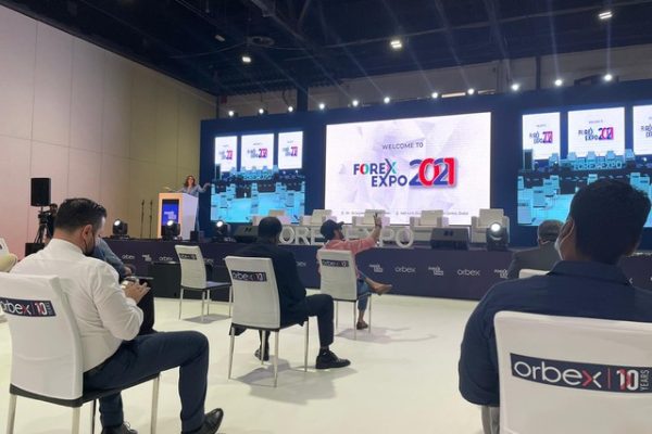 Gulf Brokers DMCC získává ocenění Best ECN Broker Award na Dubai Forex Expo 2021