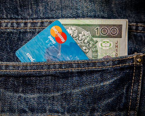 Společnost Mastercard chce začít recyklovat plastové karty
